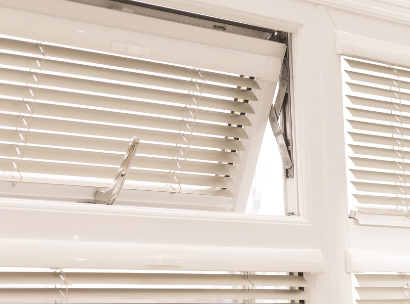 Intu venetian blind